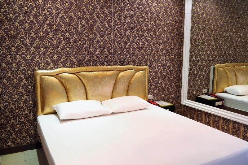 Honey Inn Hotel 4