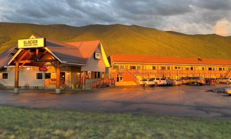 Western Inn Glacier Park 5