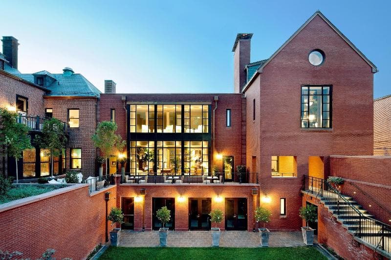 The Ivy Hotel 3