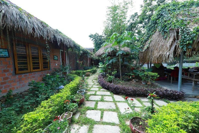 Green Riverside Cosy Home 3