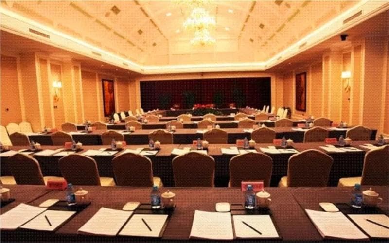 Grand Metropark Guofeng Hotel main