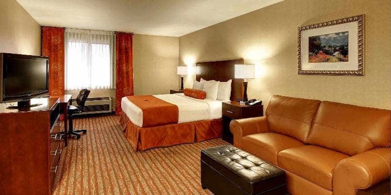 Phoenix Inn Suites Salem 4