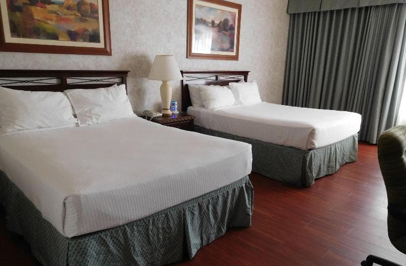 University Square Hotel 5