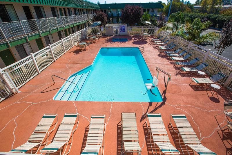 University Inn main