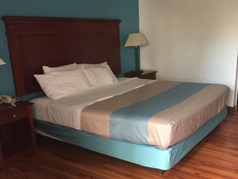 Motel6 Nashville, TN - Airport 2