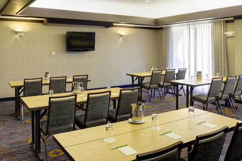 Courtyard By Marriott Kokomo main