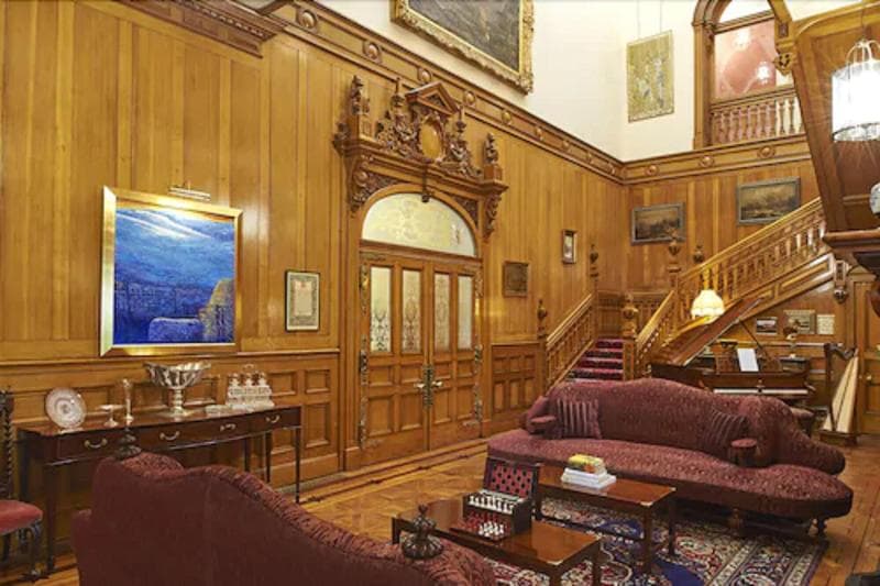 Pale Hall Hotel 4