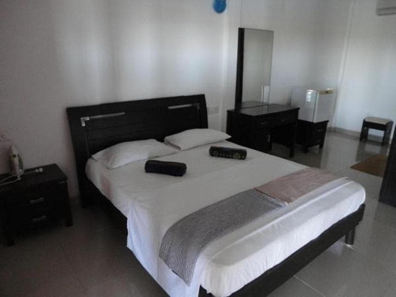 Fort Inn Guest main