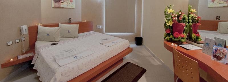 Auto Hotel Mediterraneo 4