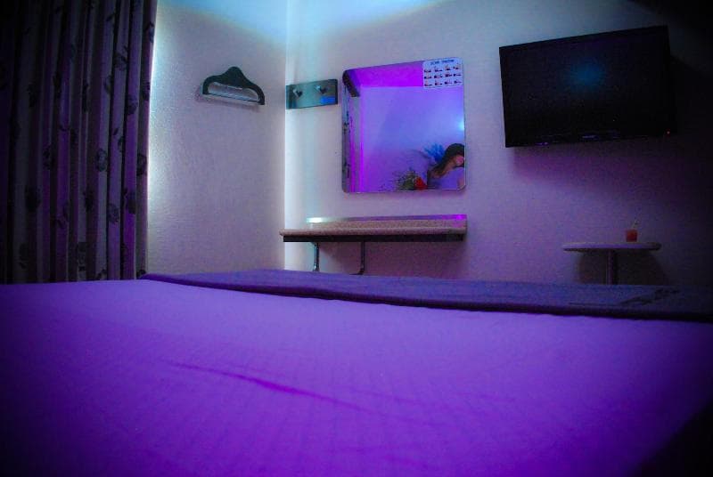 Loove Hotel - Adults Only 4