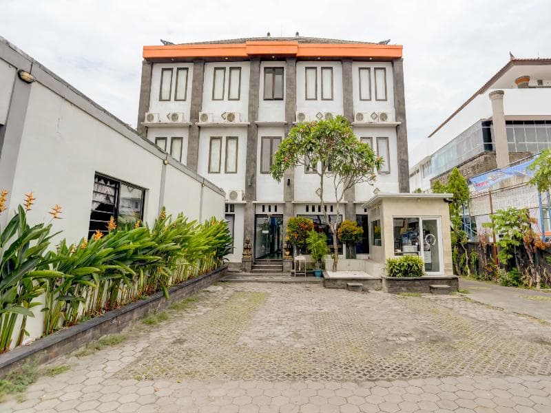 Oyo 3156 Hotel Warta Dua 3