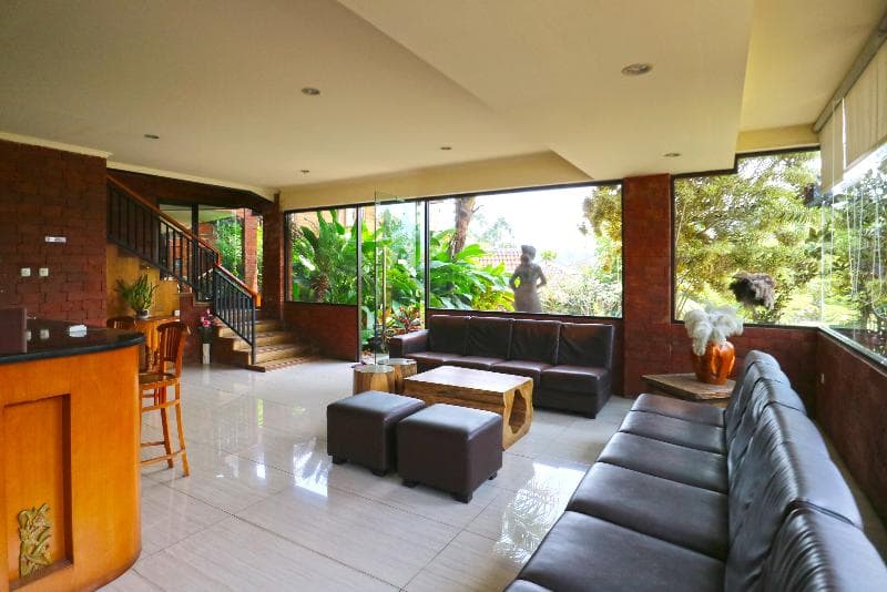 Villa Gardenia Bandung 5
