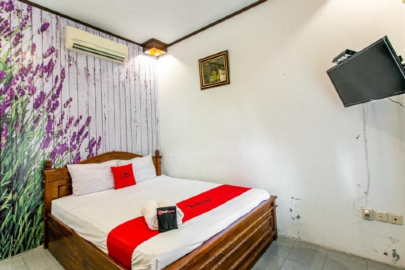 Reddoorz Plus Near Taman Sari 2 2