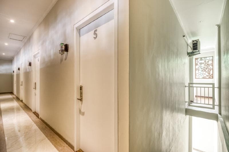 RedDoorz Plus Near Gembira Loka Zoo 2 2