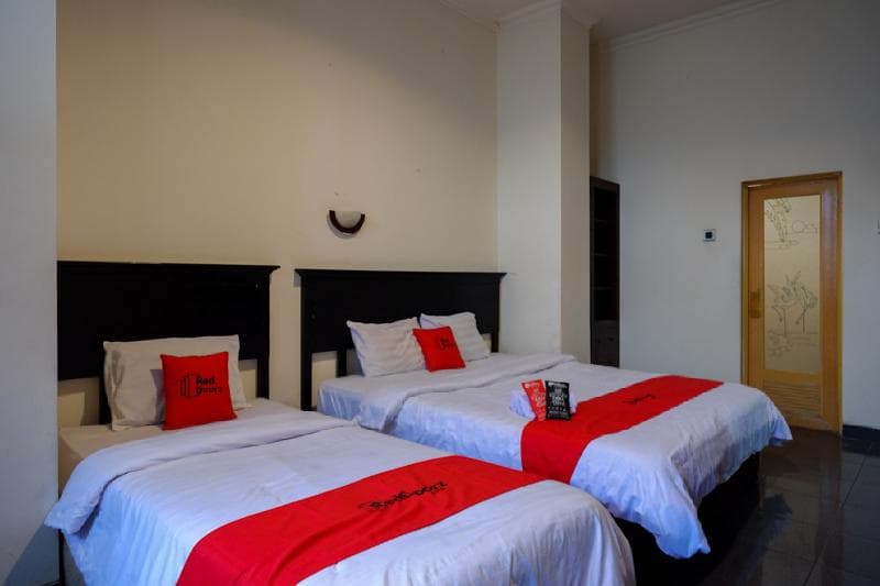 Reddoorz Near Tugu Yogyakarta 5