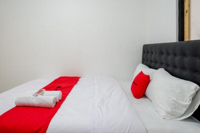 Reddoorz @ Demangan Sari Residence photo 1