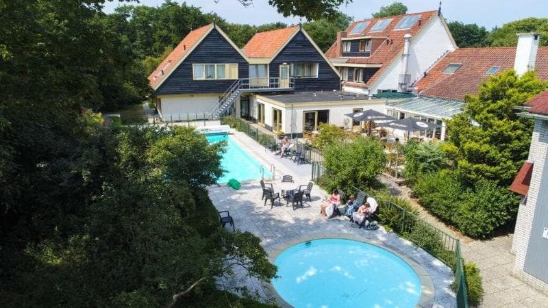 Hotel De Torenhoeve 5
