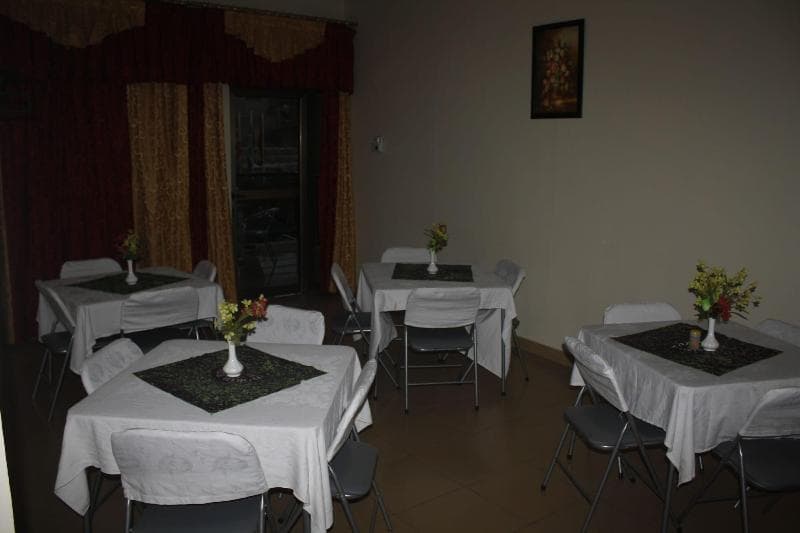 Dokua Royal Hotel 3