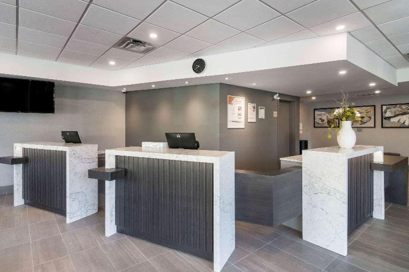 Quality Inn 4
