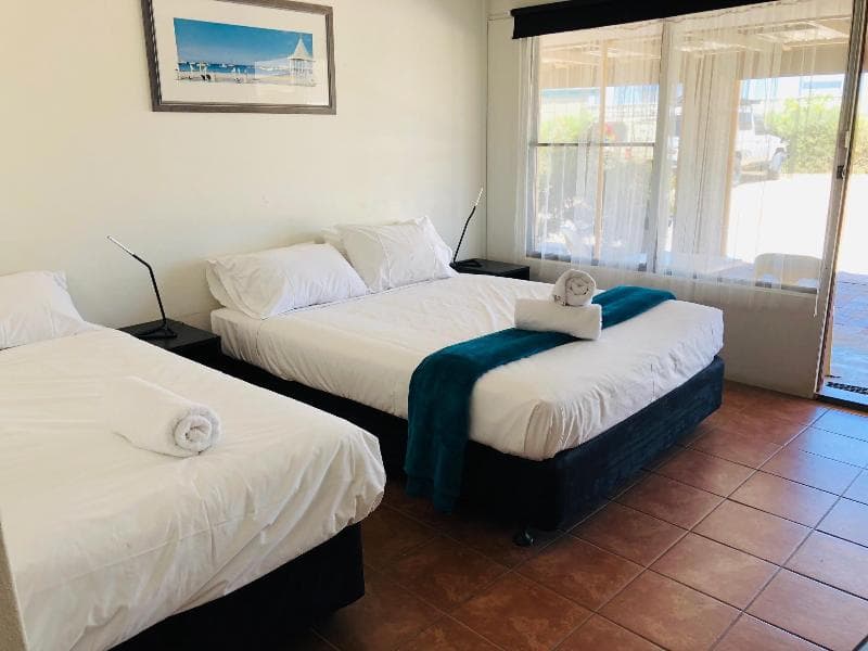 Jurien Bay Hotel photo 1