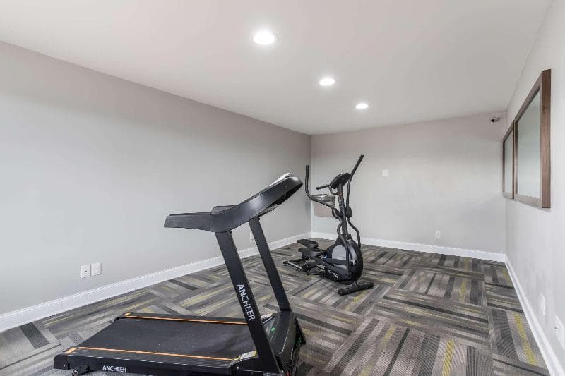 Quality Inn 5