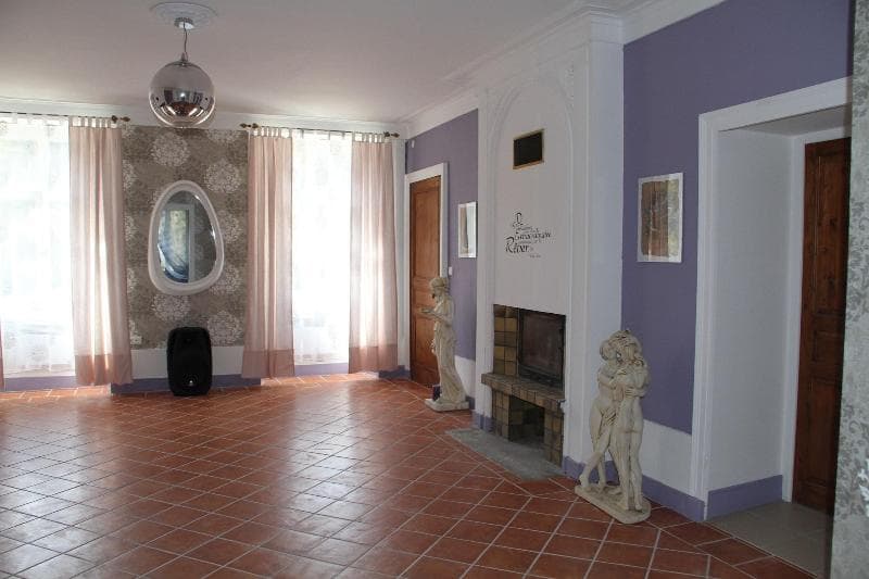 Domaine De Syam main