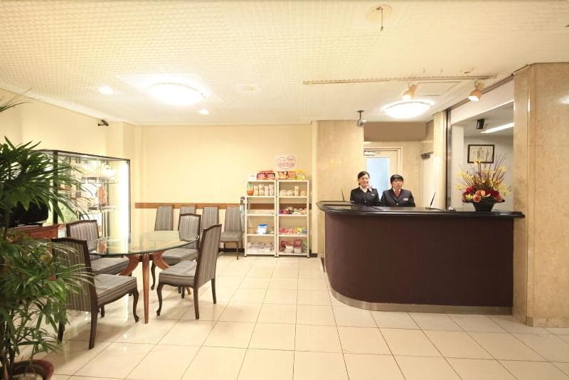 Chofu Urban Hotel 3