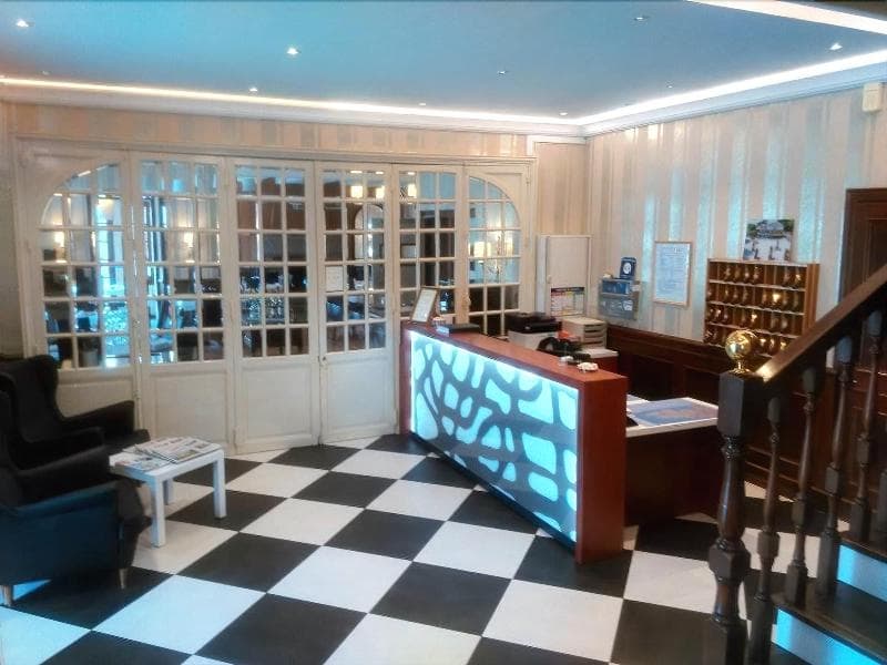 Hotel Du Chateau 5