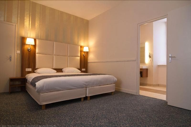 Hotel Du Chateau 4