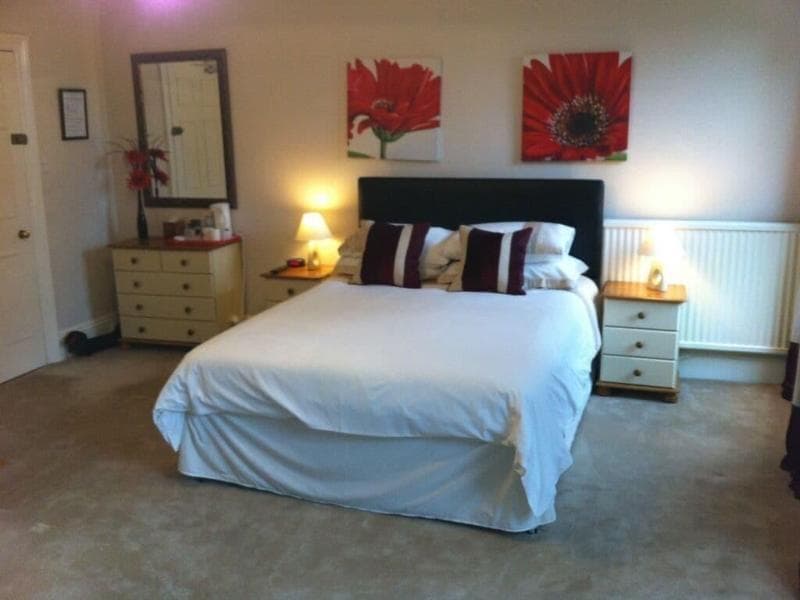 Diamonds Lodge main
