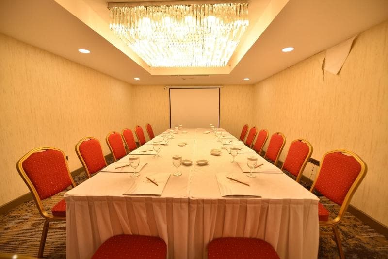 New Karaman Hotel main