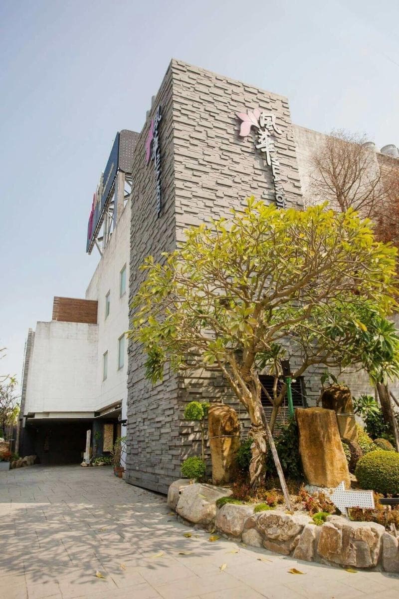 Orient Luxury Villa Motel 4