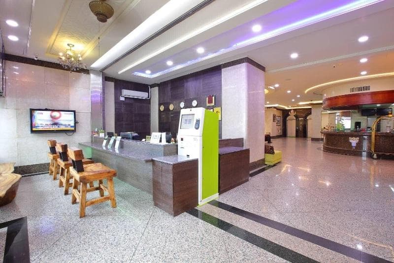 Chuanfu Hotel 4
