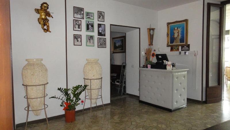 Antica Locanda Del Cavallino Bianco 5