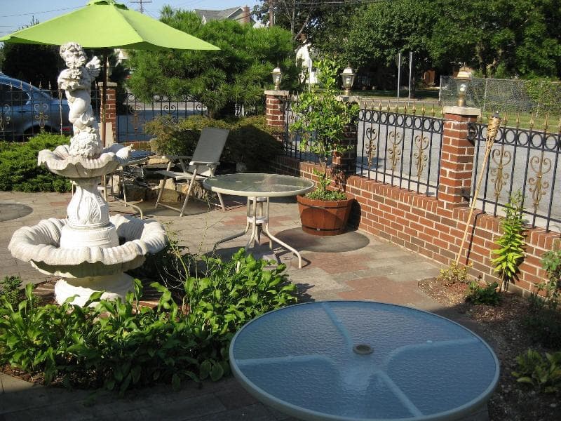 Jones Beach Hotel 4