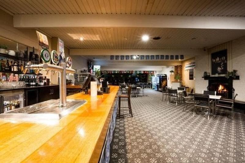 Lakeview Hotel Motel 2