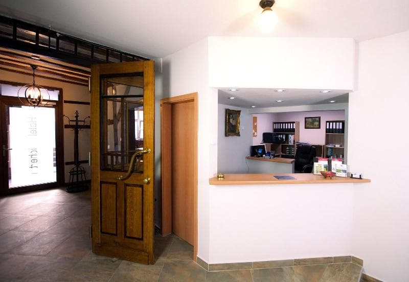 Weinhotel Blüchertal 3