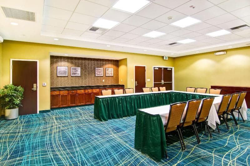Springhill Suites By Marriott Fresno photo 1