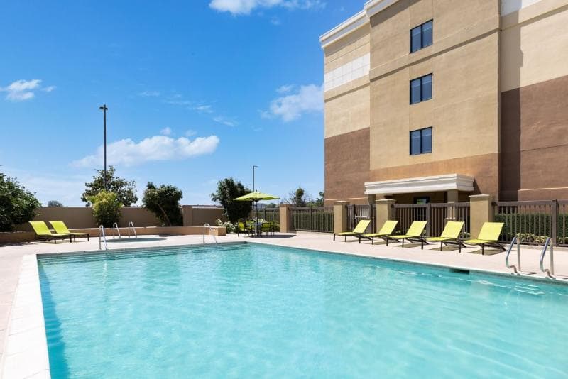 Springhill Suites By Marriott Fresno 5