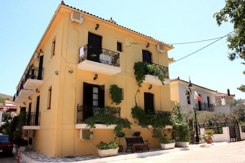 Hotel Galaxidi 5