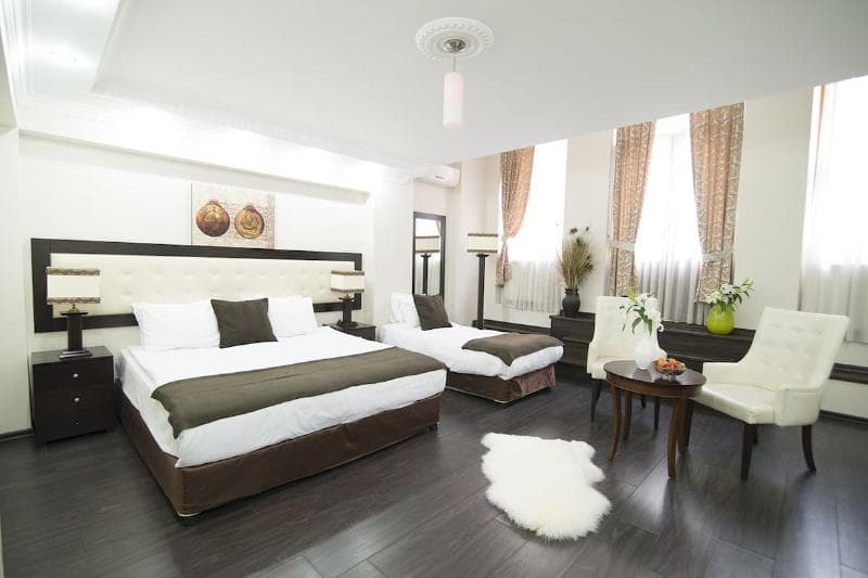 Cumbali Luxury Boutique 3