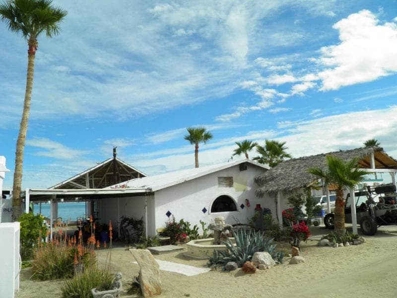 Seaside Hotel & Victors Rv Park main