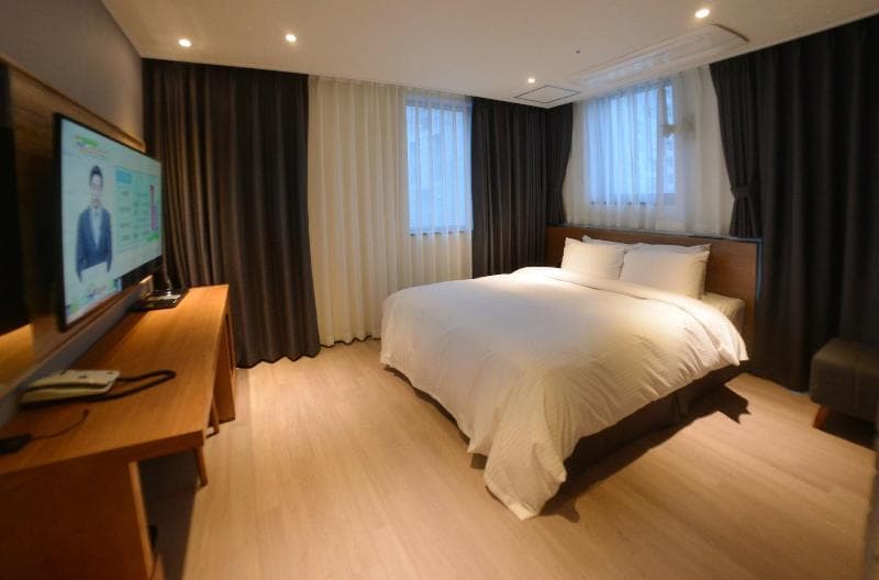 New Grand Hotel photo 1