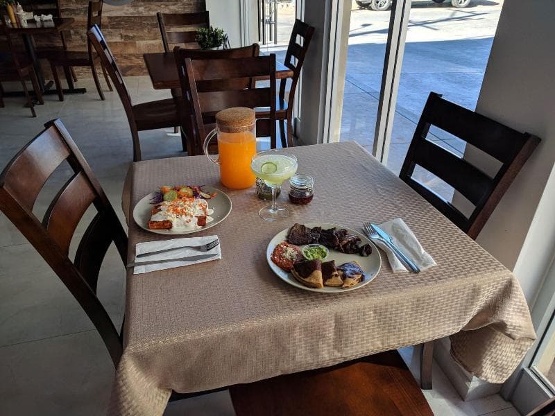 California Comfort And Suites 3