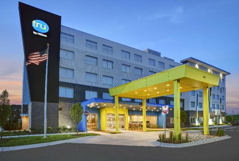 Tru by Hilton Troy Detroit 4
