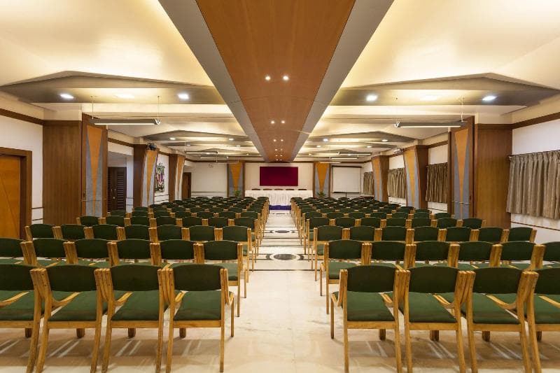Hotel Vrishali Executive main