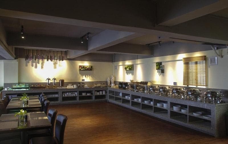 Junyue International Hotel photo 1