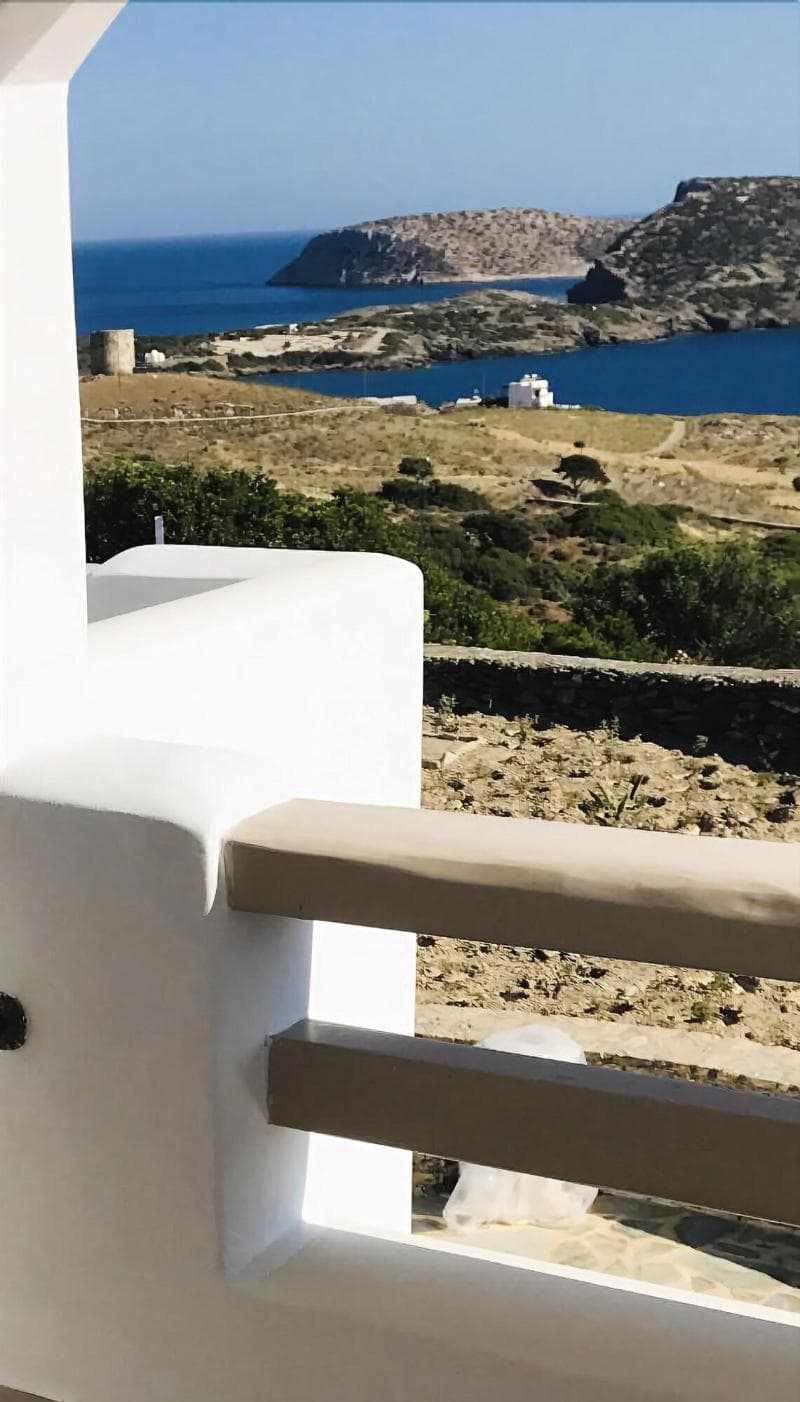 Theasis Luxury Suites main