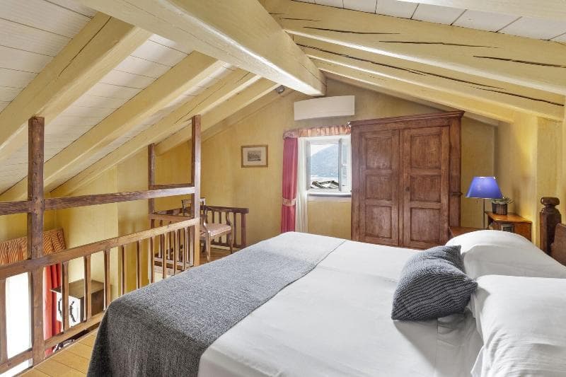 Hotel Pironi 3