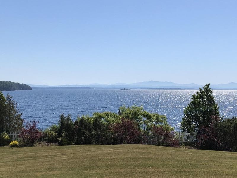 Valcour Inn & Boathouse photo 1